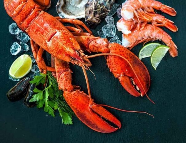 Crab Hunting With Dinner